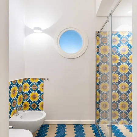 Casa Andrea Sea View نيرانو