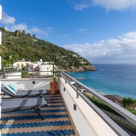 Casa Andrea Sea View